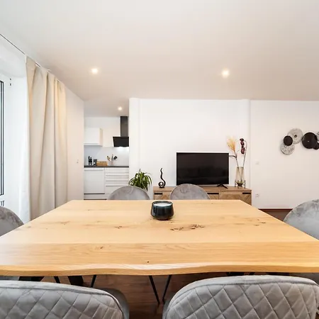 Ladolcevita - 100m2 In Zentraler Lage Apartamento
